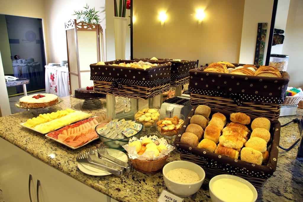 Summit Montese Tower Hotel Resende Ngoại thất bức ảnh